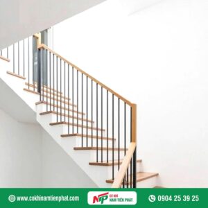 Cầu thang sắt NTP004