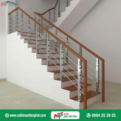 Cầu thang inox tay vịn gỗ đẹp