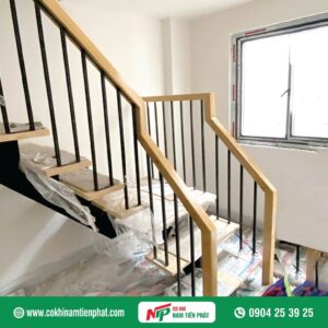 Cầu thang sắt TVG NTP006