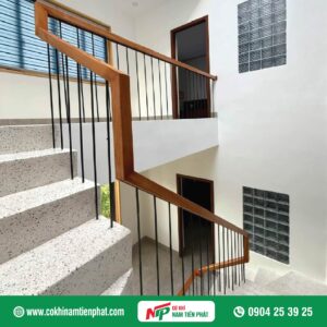 Cầu thang sắt TVG NTP008
