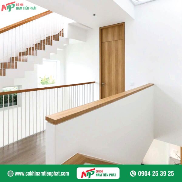 Cầu thang sắt TVG NTP010