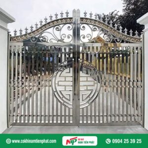 Cửa cổng inox NTP003