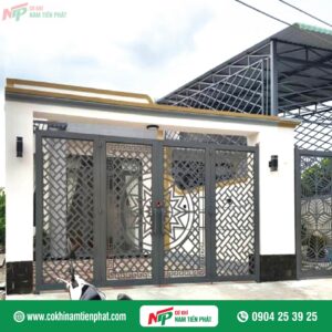 Cửa cổng sắt NTP015