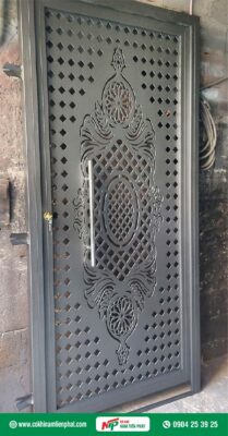 Mẫu cửa cổng CNC 1 cánh đẹp
