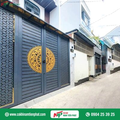 Cửa cổng CNC 4 cánh đẹp