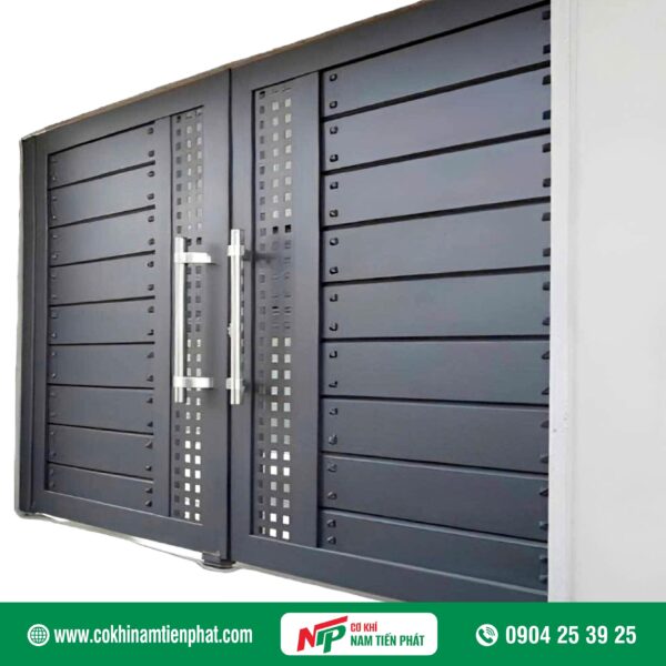 Cửa cổng sắt 2 cánh đẹp