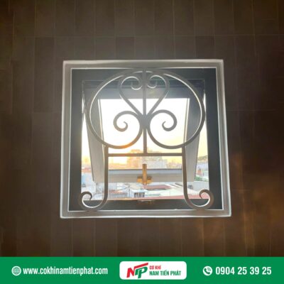 Khung bảo vệ cửa sổ sắt mỹ thuật TP. HCM