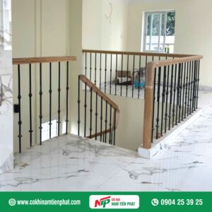 Cầu thang sắt TVG NTP002