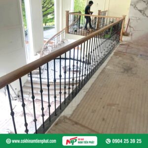 Cầu thang sắt TVG NTP002