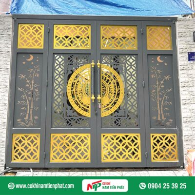 Cửa cổng CNC trống đồng (ảnh chụp mặt ngoài)