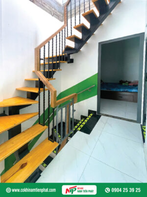 Cầu thang xương cá cho nhà nhỏ